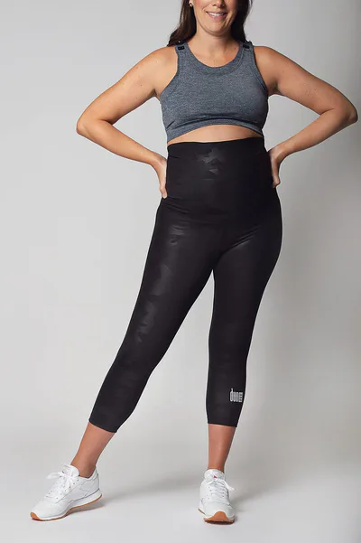 duoFit Maternity Activewear Camo Betty Crop Leggings