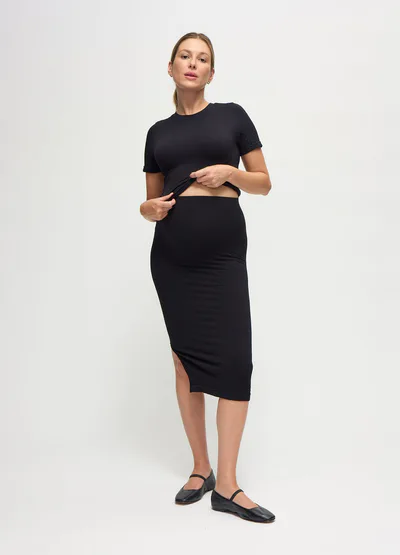 Ingrid & Isabel Seamless Maternity Rib Short Sleeve Crop Top & Midi Skirt Set