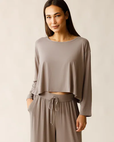 Kindred Bravely Aria Bamboo Casual Cropped Long Sleeve Top | Taupe