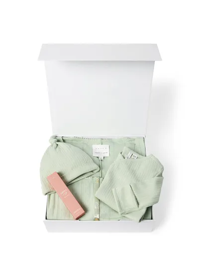 HATCH The Bring Home Baby Bundle