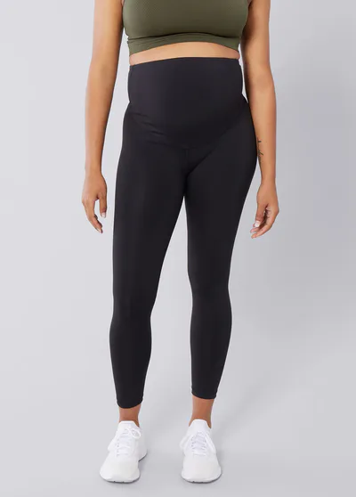 Ingrid & Isabel The All-Stage Performance Support ⅞ Maternity Black Legging
