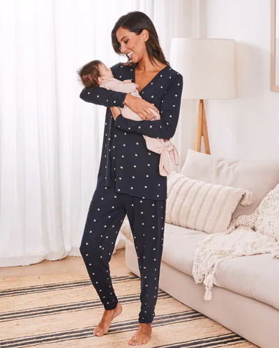 Angel Maternity Vivian 3-Piece Maternity & Nursing Pajama Set with baby blanket
