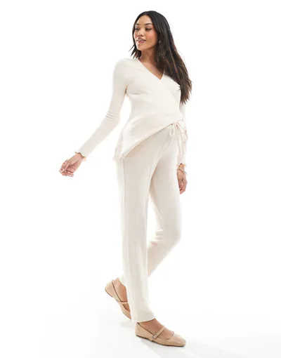 ASOS Mamalicious Maternity supersoft tapered sweatpants in heathered cream - part of a set