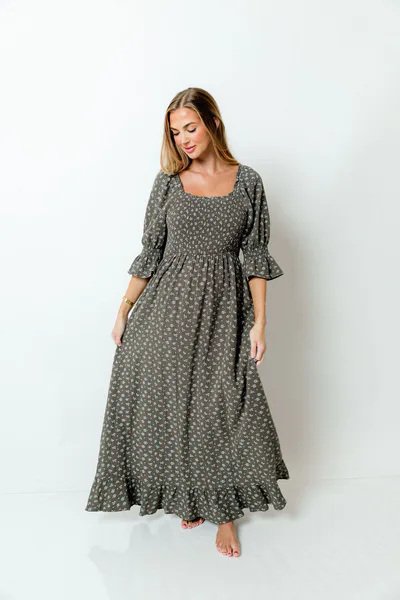 Worth Collective Sienna 100% Cotton Puff Sleeve Maxi Dress in Forest Foliage - Bump Friendly
