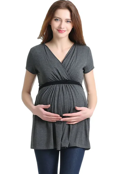 Kimi + Kai Kimi + Kai Maternity "Jasmine" Colorblock Nursing Top