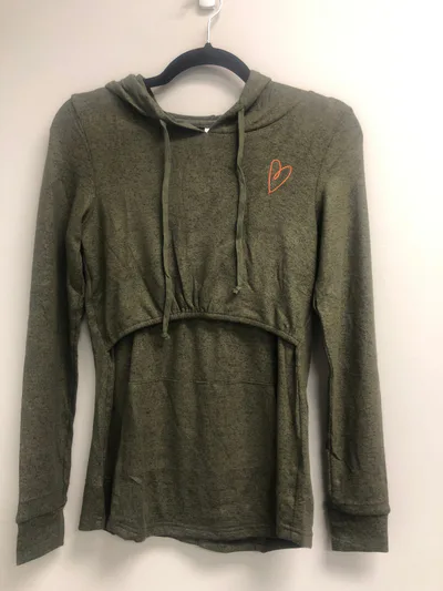 Latched Mama Outlet 7140 - Latched Mama Everyday Nursing Hoodie - Winter Pine - Extra Extra Small