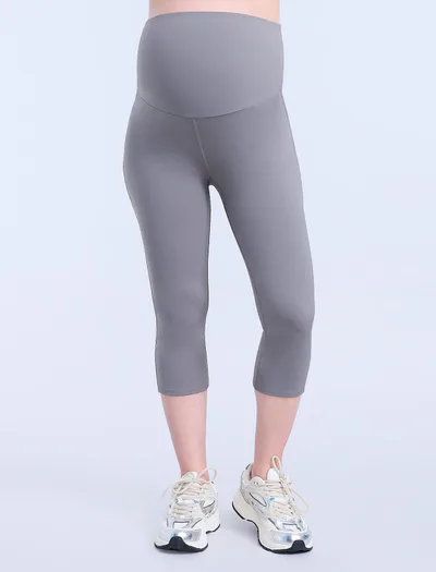 Motherhood Maternity Active Capri Legging