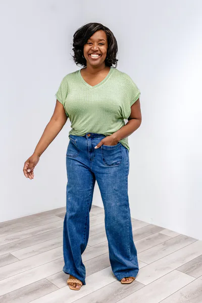 Latched Mama Latched Mama V-Neck Daily Nursing Tee