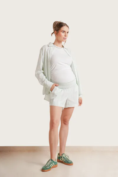 NOM Maternity The Easy Button-Down Shirt