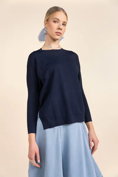 Apparalel Montia Top in Midnight Navy