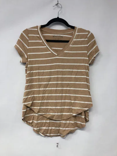 Latched Mama Outlet 6193 - V-Neck Boyfriend Nursing Tee - Sand Stripe - Extra Extra Small