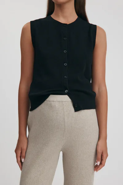 Legoe Heritage Sleeveless Knit Vest
