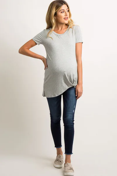 PinkBlush PinkBlush Blue Dark Wash Slightly Distressed Skinny Jeans