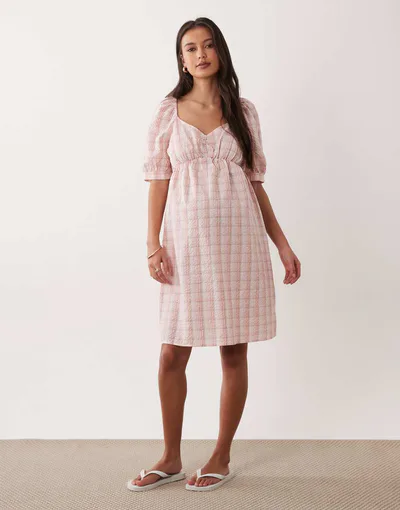 ASOS Mamalicious Maternity seersucker puff sleeve ruched front dress in pink plaid print