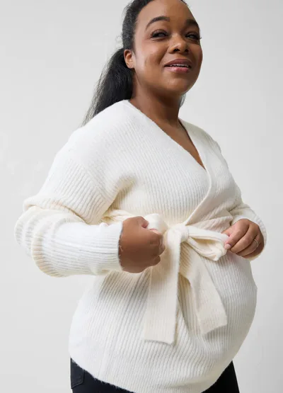 Ingrid & Isabel The Stay Connected Maternity + Nursing Sweater